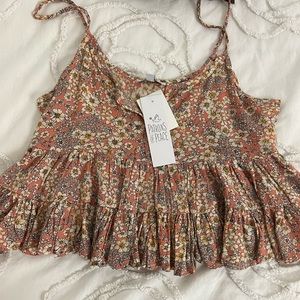 Floral cropped flowy tank top